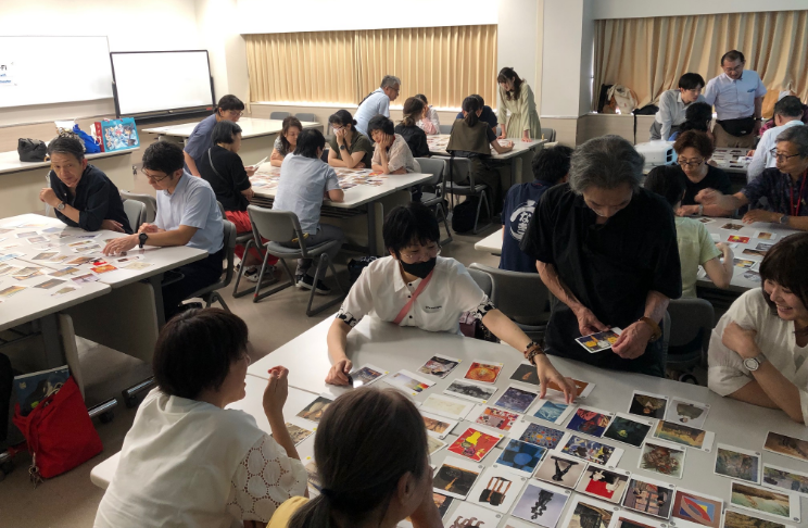 愛知県美術館鑑賞学習補助ツール「あいパック」を使用した研修会